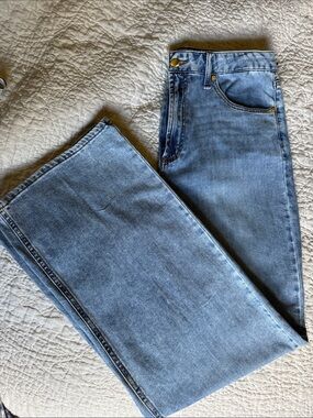 Oat New York Women's High-Rise Wide Leg Light Blue Denim Jeans